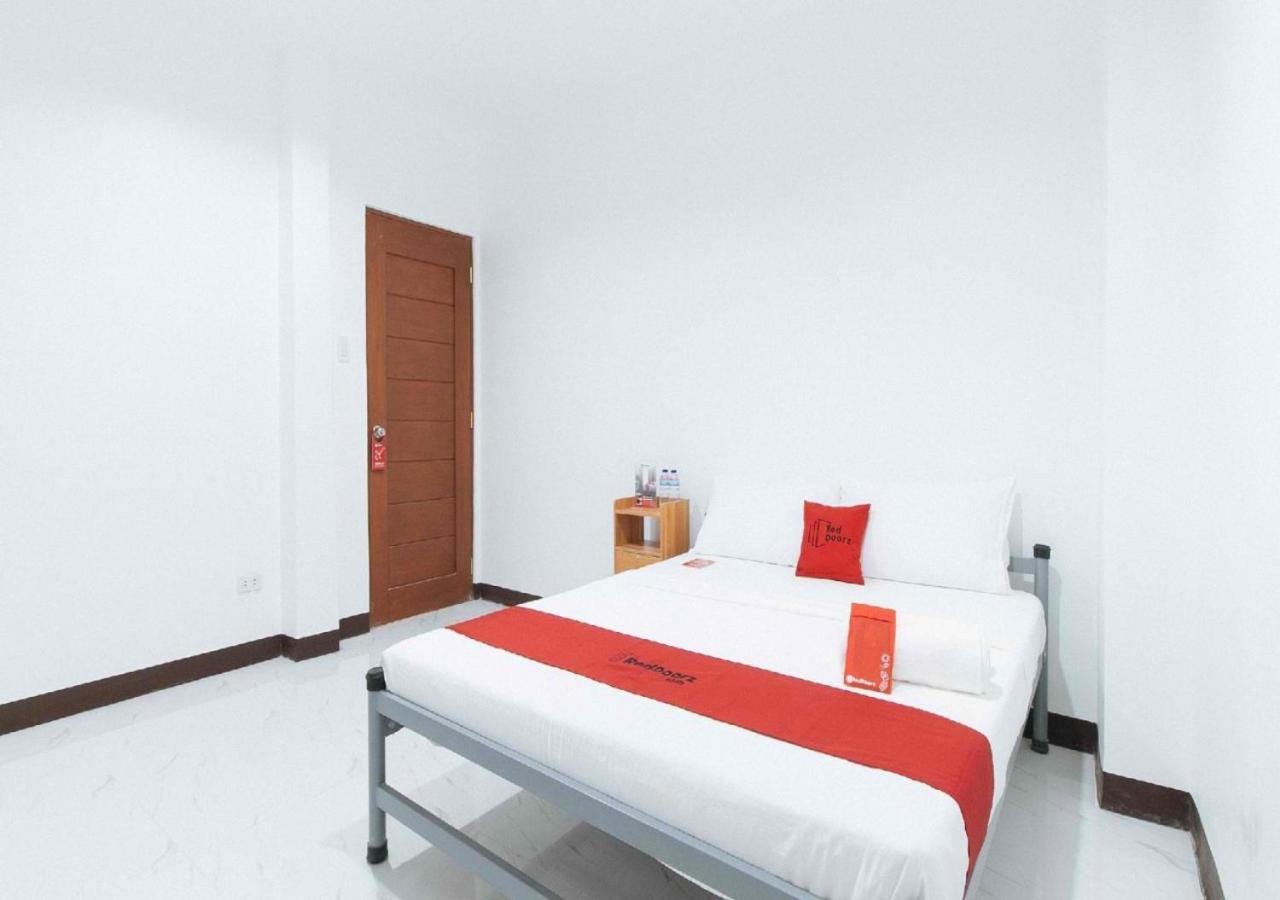 Reddoorz At Seacoast Lapu Lapu Property Mactan Eksteriør billede